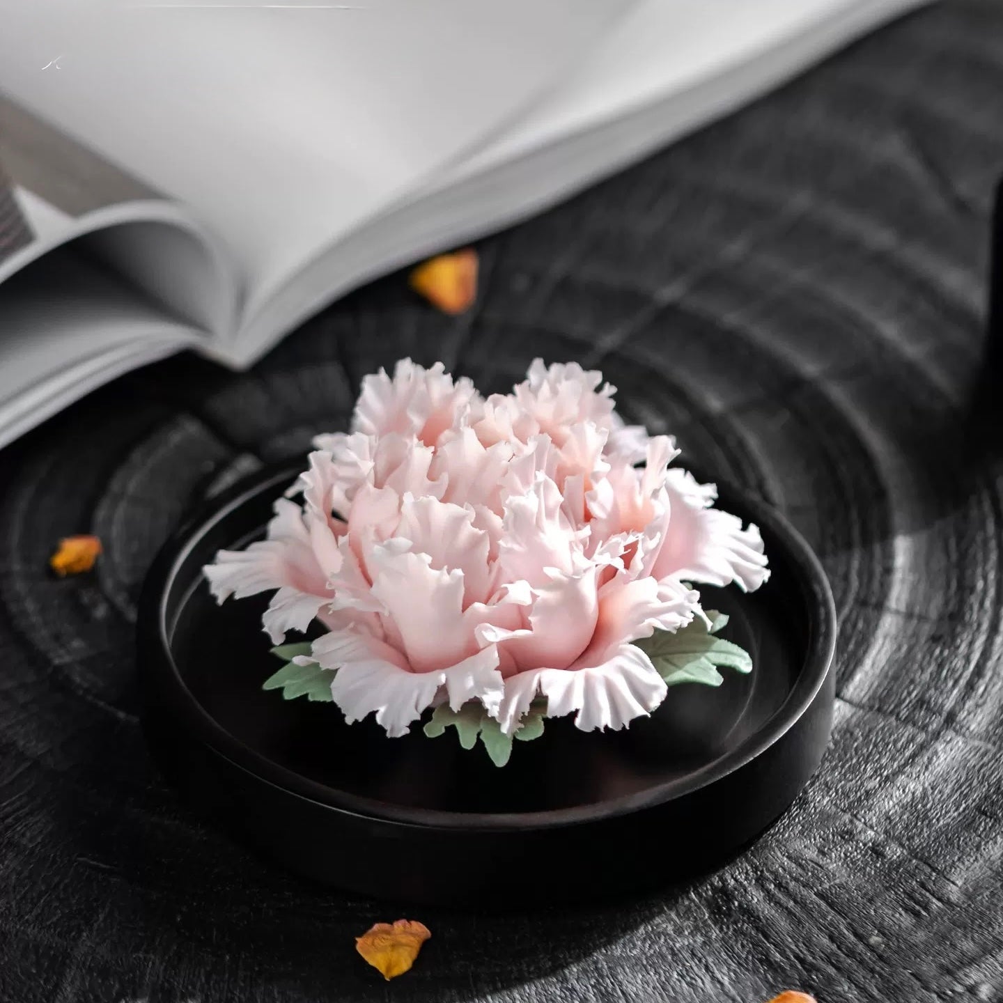 "Porcelain Peony · Imperial Whisper" Artisanal Diffuser