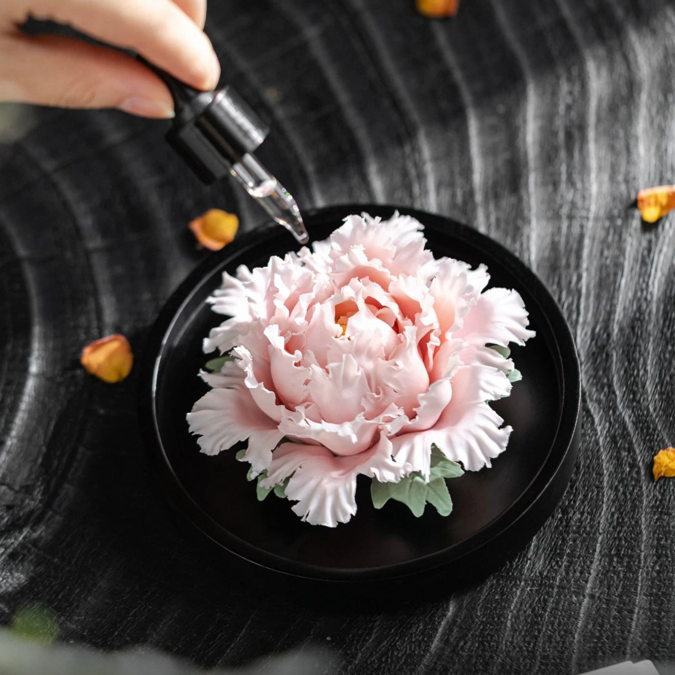 "Porcelain Peony · Imperial Whisper" Artisanal Diffuser