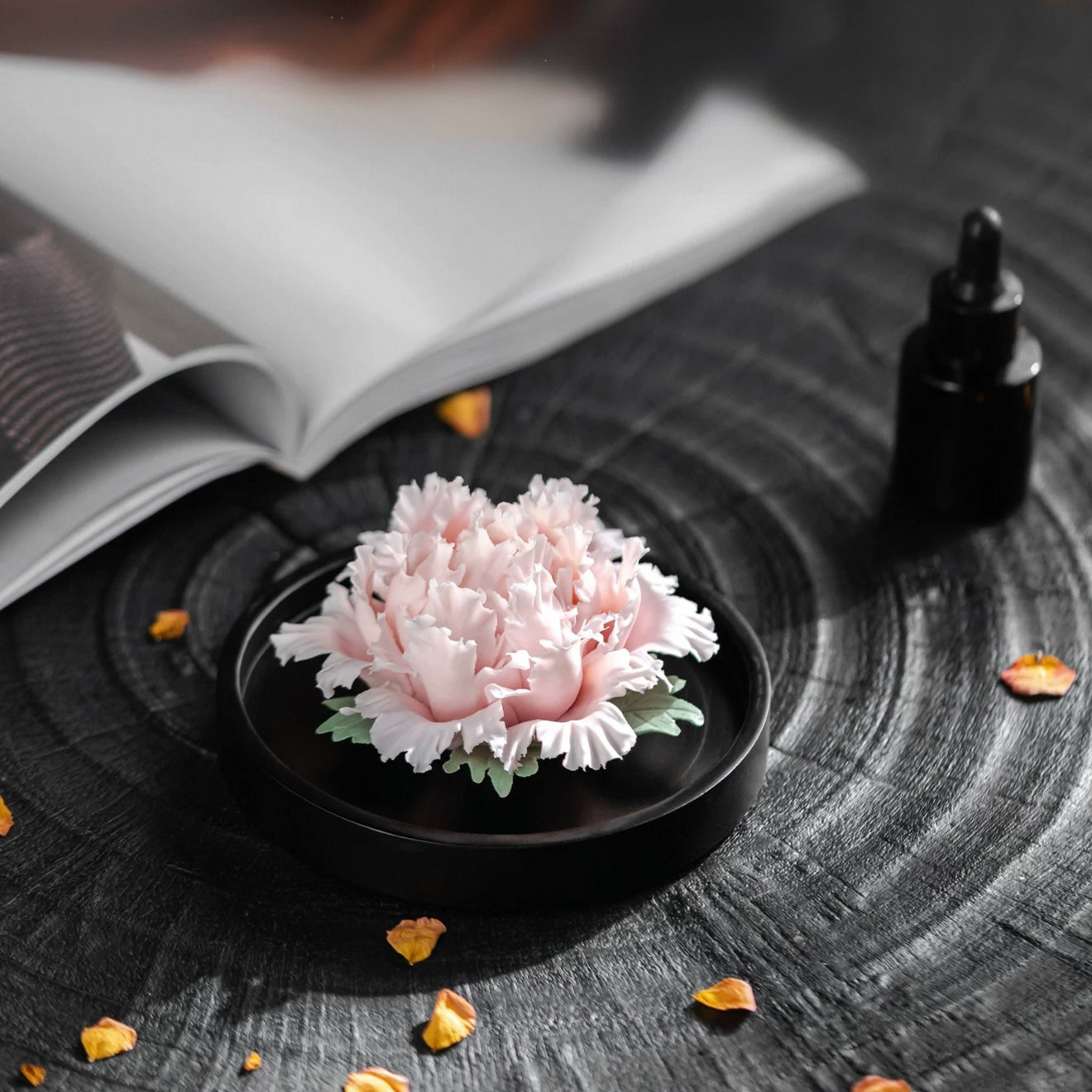 "Porcelain Peony · Imperial Whisper" Artisanal Diffuser