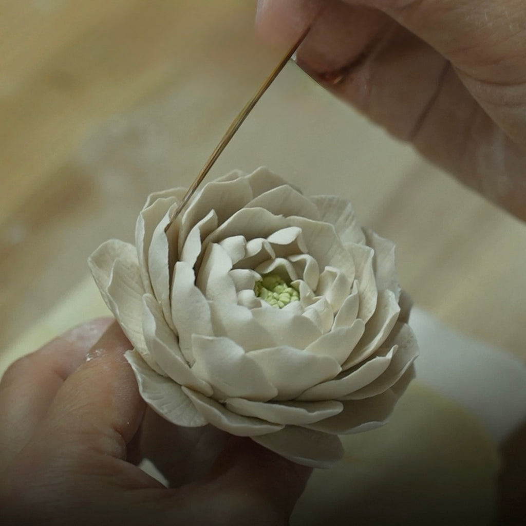 "Porcelain Jasmine · Silent Bloom" Artisanal Diffuser