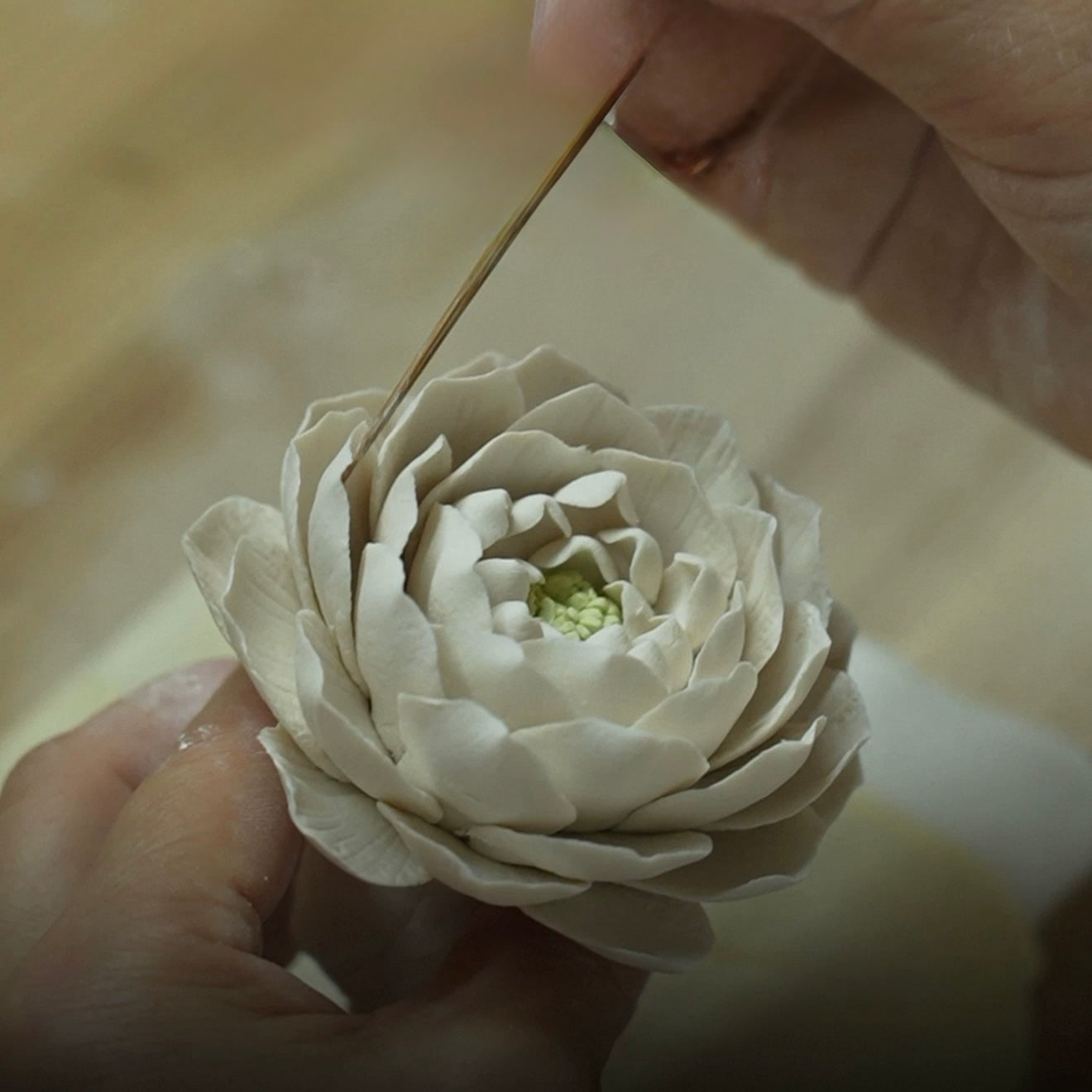 "Porcelain Jasmine · Silent Bloom" Artisanal Diffuser