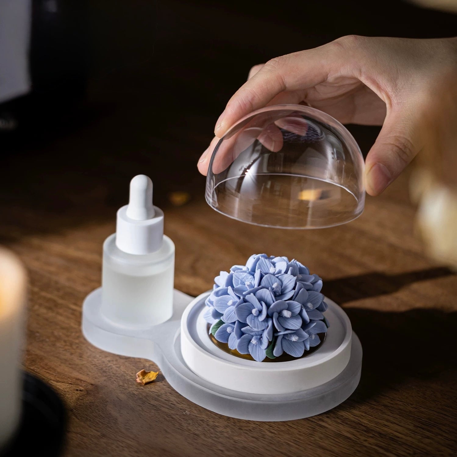 "Porcelain Hydrangea · Cerulean Serenity" Artisanal Diffuser